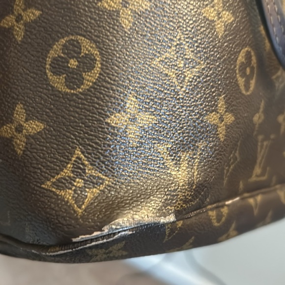 2014 Louis Vuitton purse - Picture 6 of 10